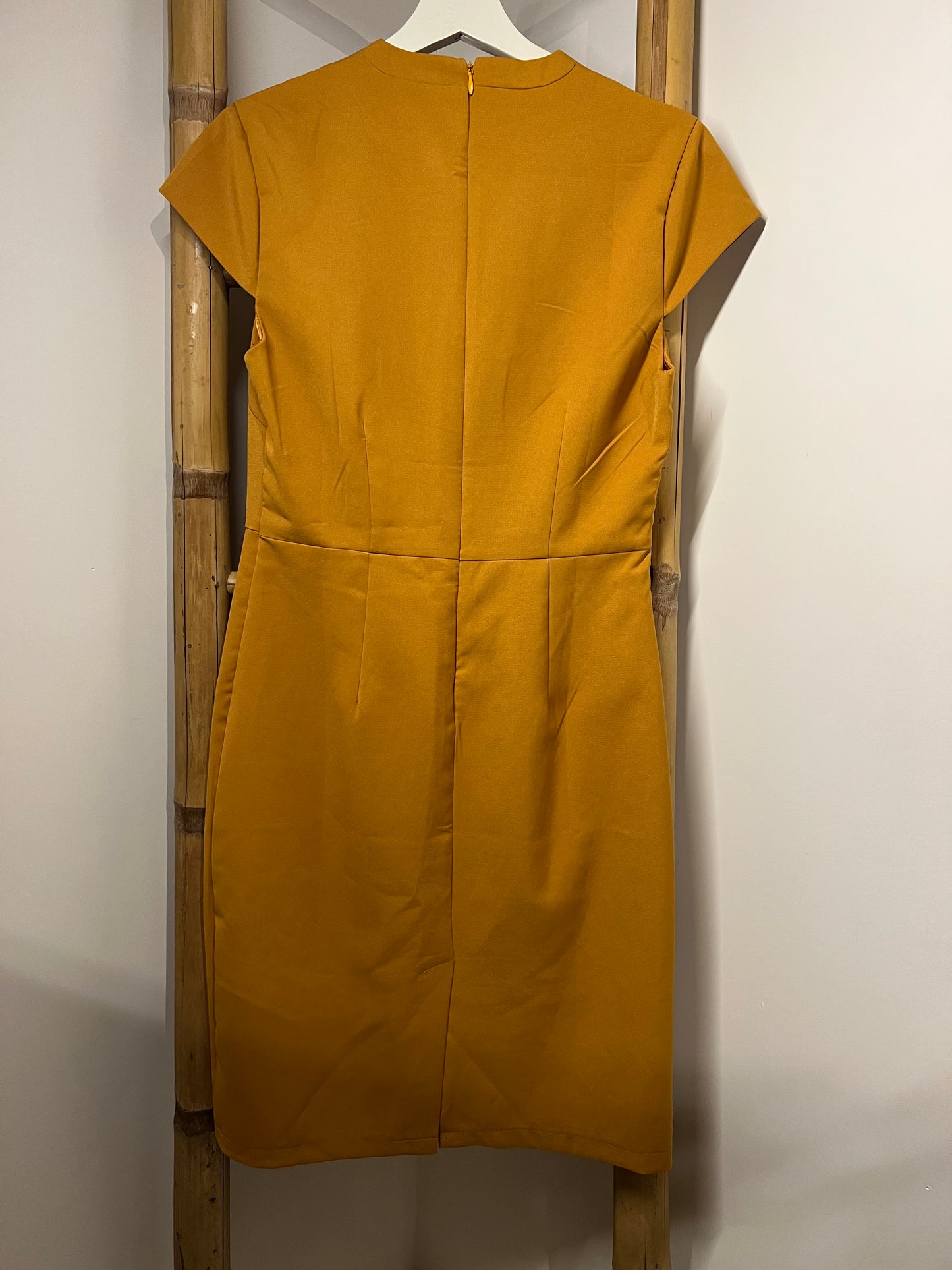 Marc Angelo - nette mouwloze jurk - mosterdgeel - 38