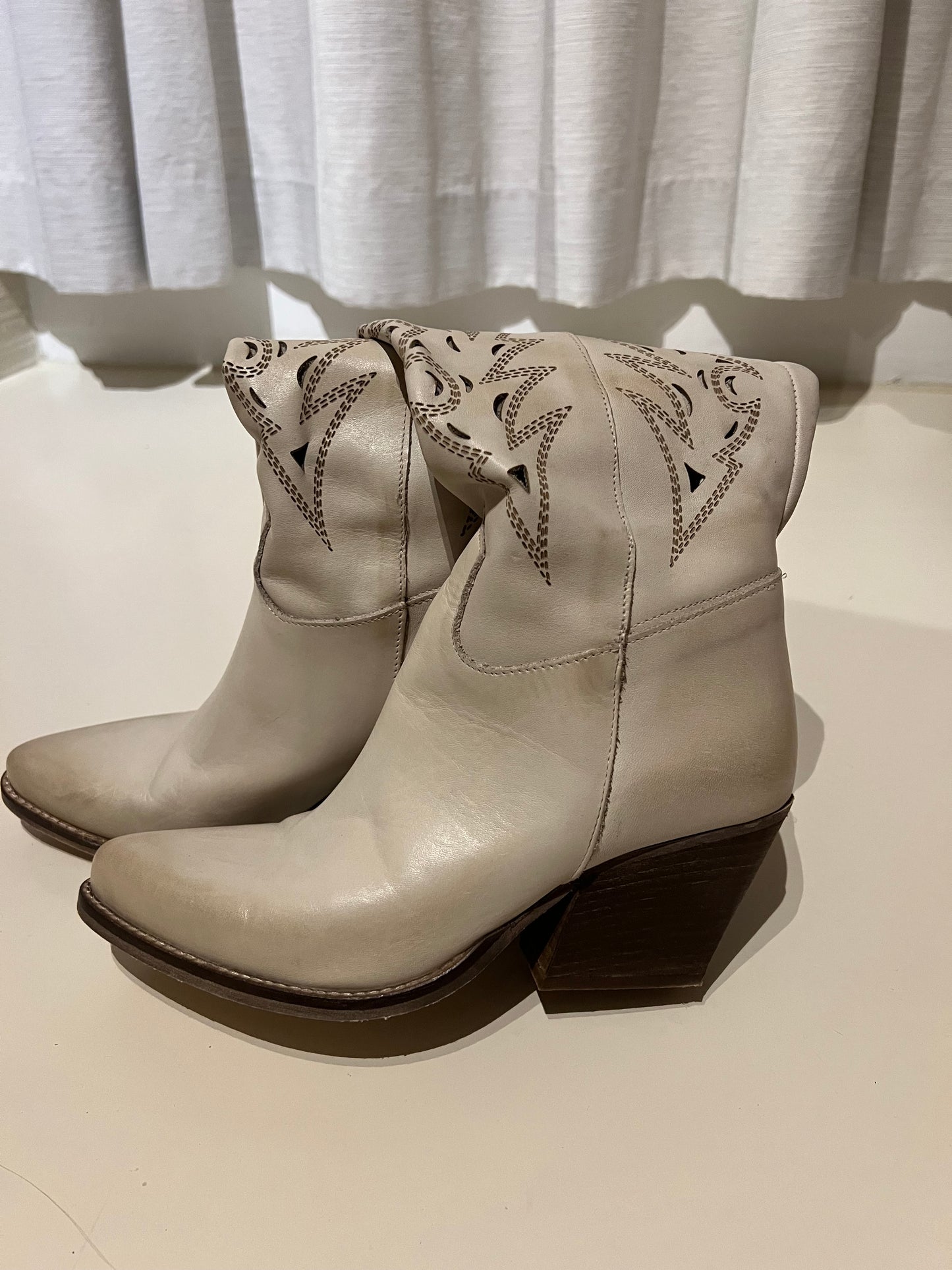 Kali Shoes - Maui Beige Texan boots - 39