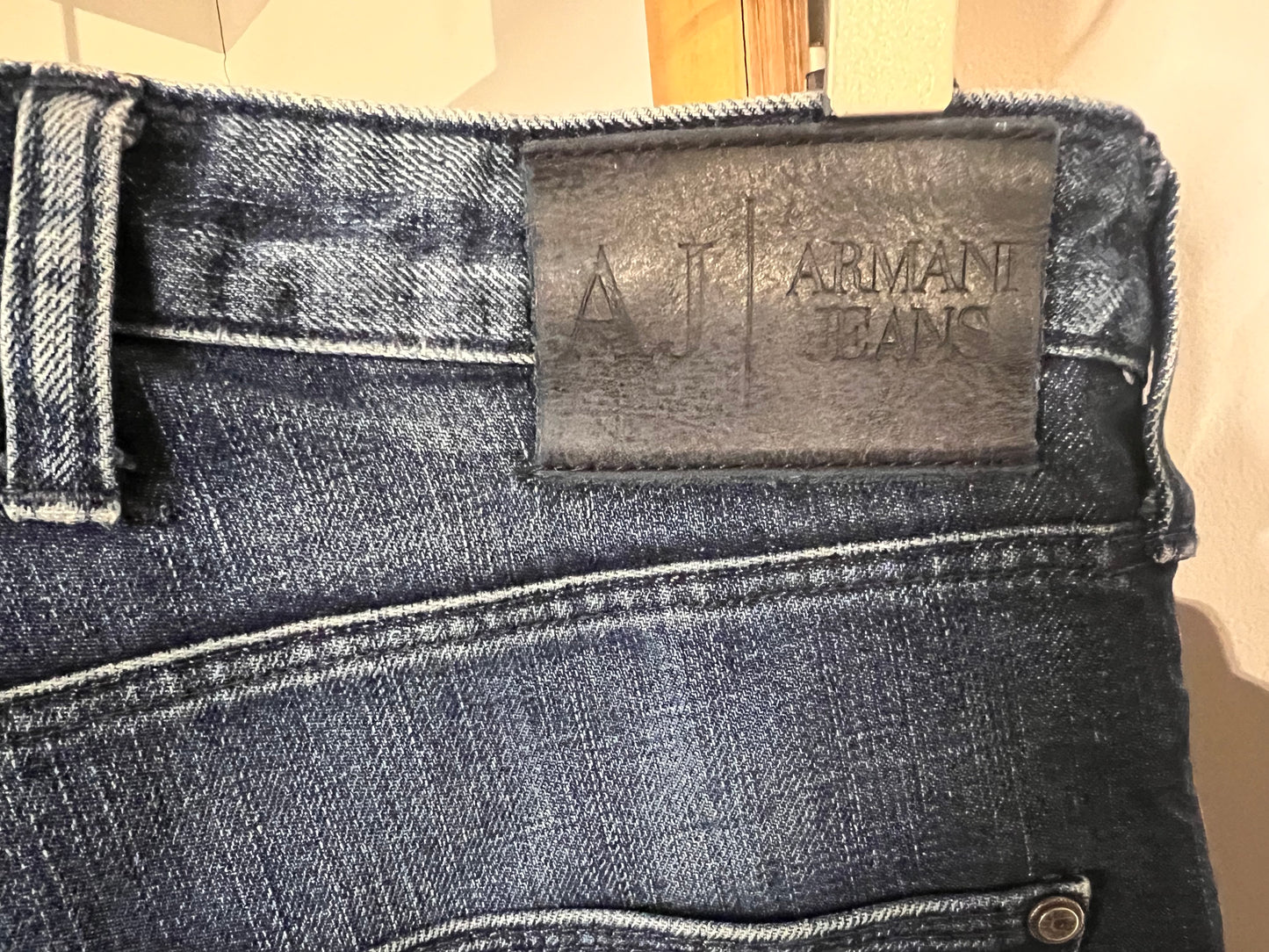 Armani Jeans - J20 Slim - W31 / L34