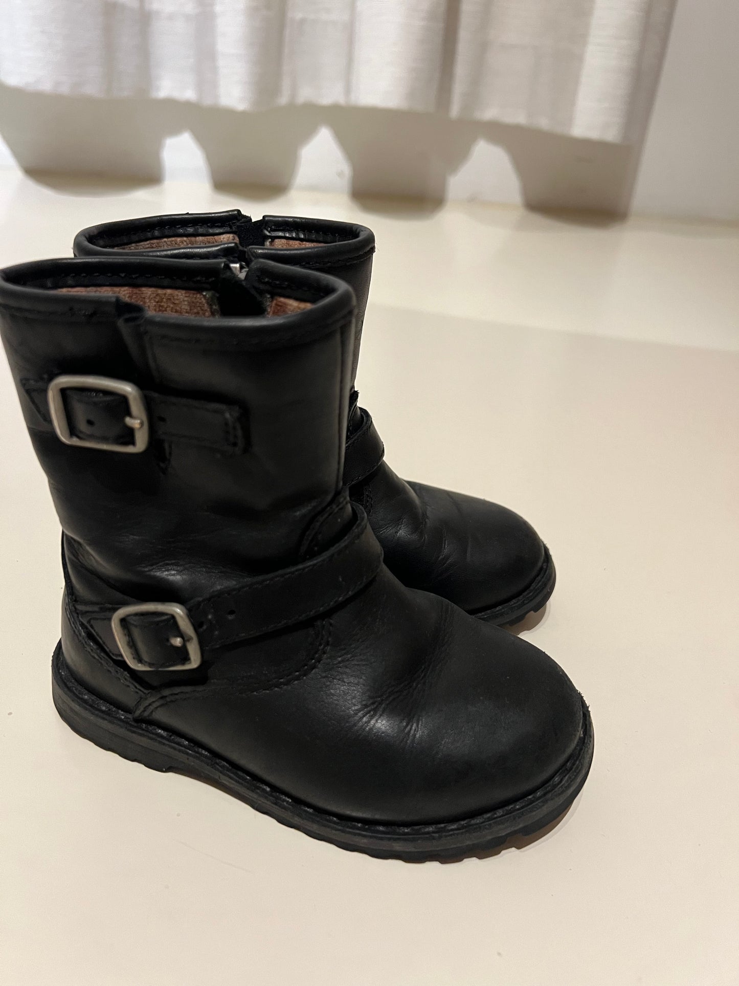 UGG Australia - leren boots - zwart - 23.5