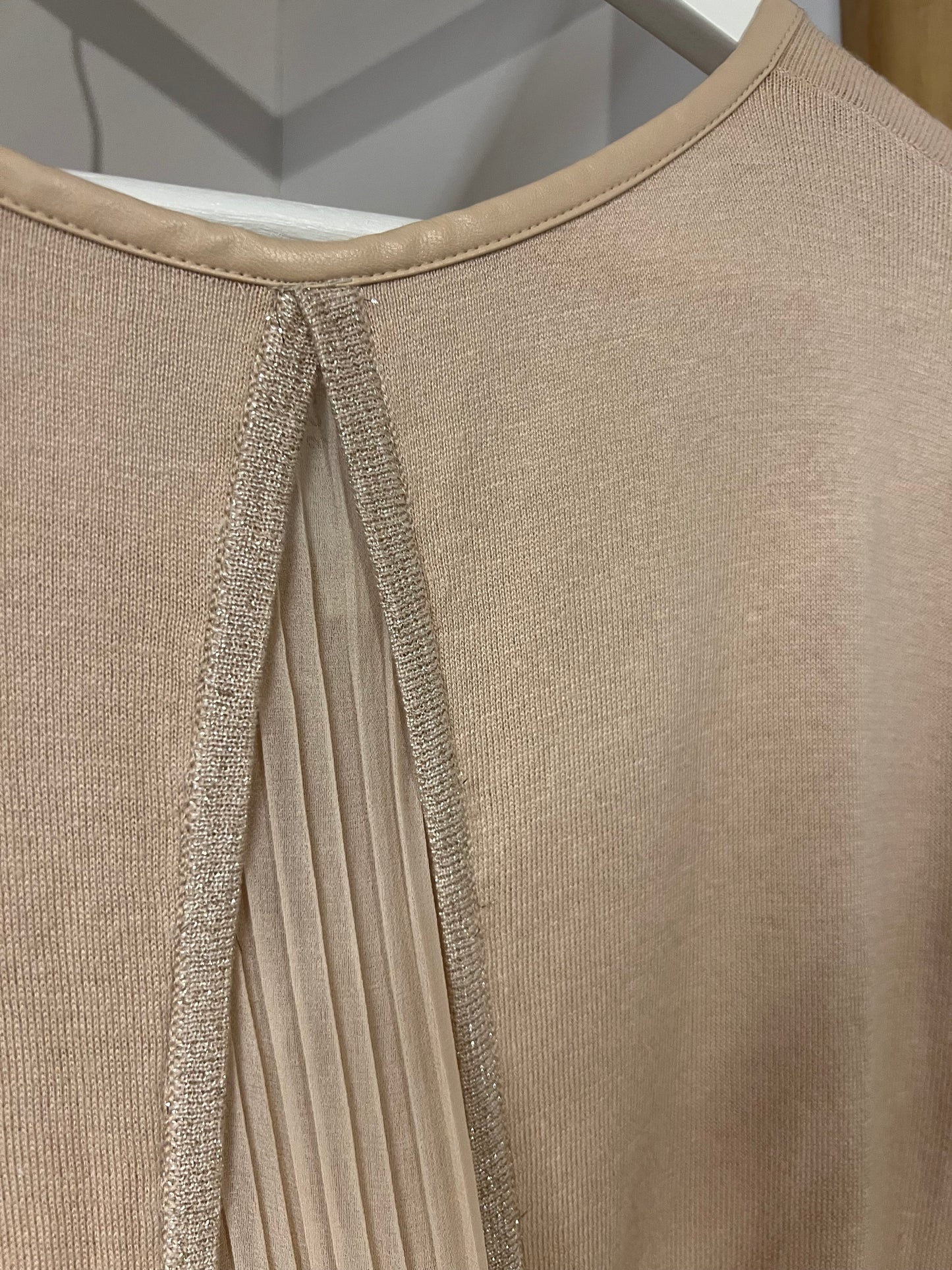 GUESS - longsleeve met doorzichtige achterkant - beige - S